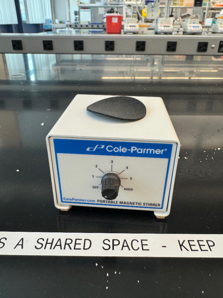 Image of Cole Parmer Portable Magnetic Stirrer